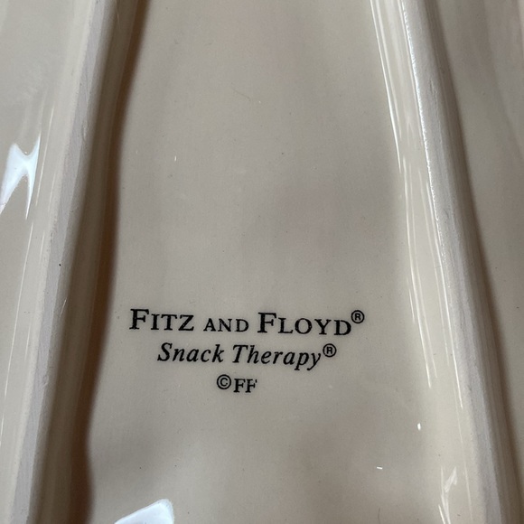 New! Fitz and Floyd snack therapy Santa tray - Picture 3 of 4